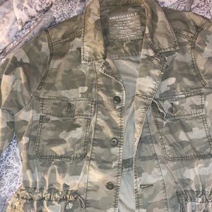 AMERICAN EAGLE Camo Jacket